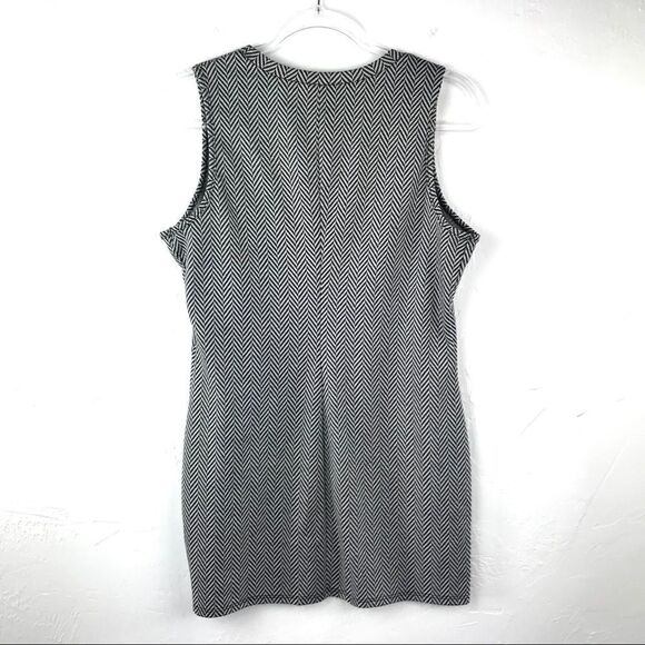 Piphany Black White Chevron Sleeveless Mini Dress Medium - Picture 3 of 5